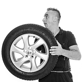 KFZ Mechatroniker